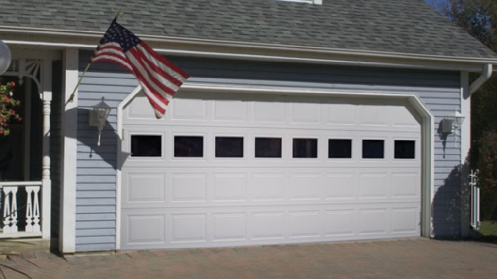 SEO_20Blog_203__20_20BuildMark_20Steel_20Pan_20Garage_20Door
